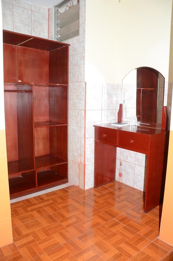 Hotel Real Madrid Riobamba Bagian luar foto