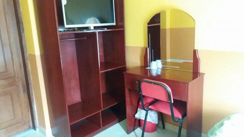 Hotel Real Madrid Riobamba Bagian luar foto